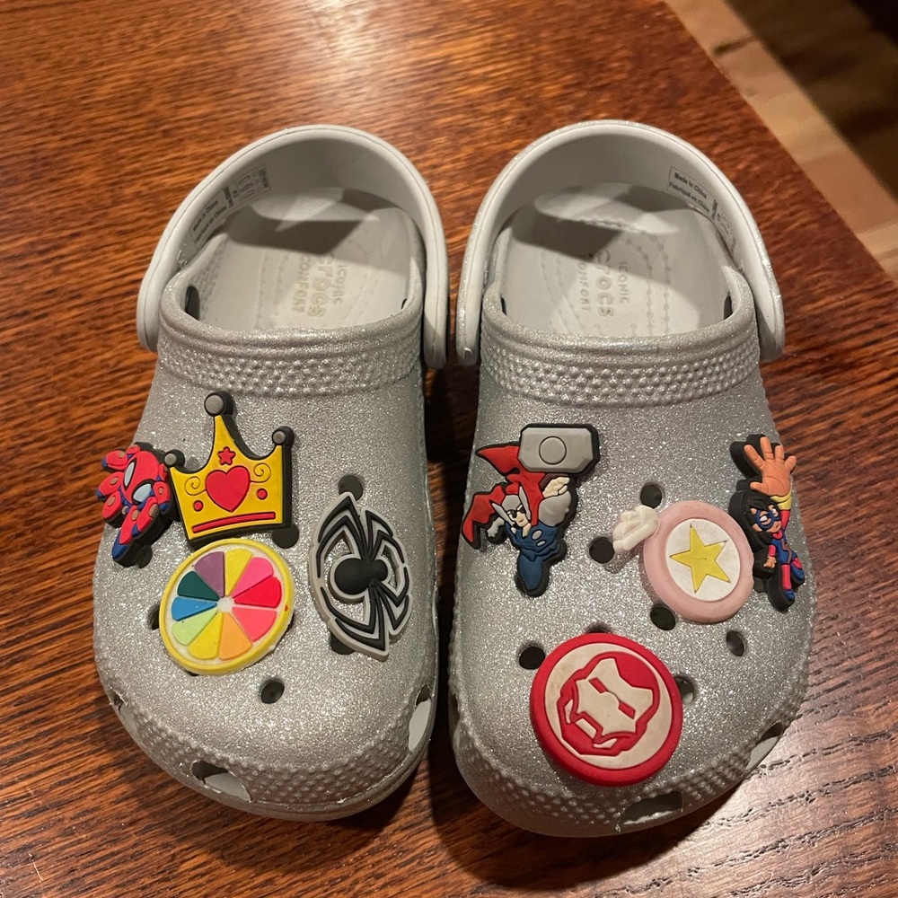 CROCS Kids Silver with Colorful Charms size 9